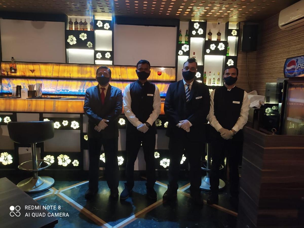 Hotel Plaza Bombay Extérieur photo