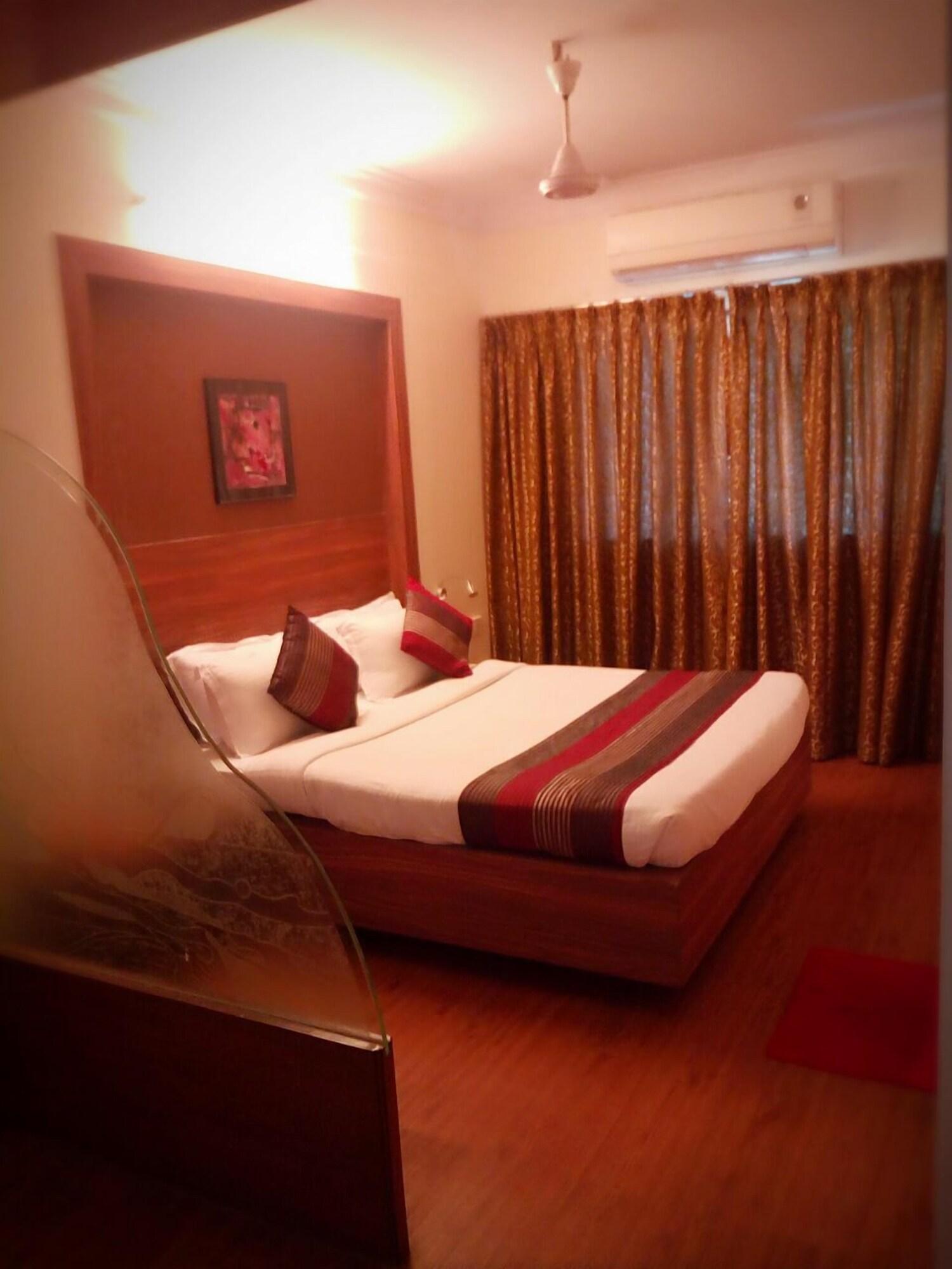 Hotel Plaza Bombay Extérieur photo