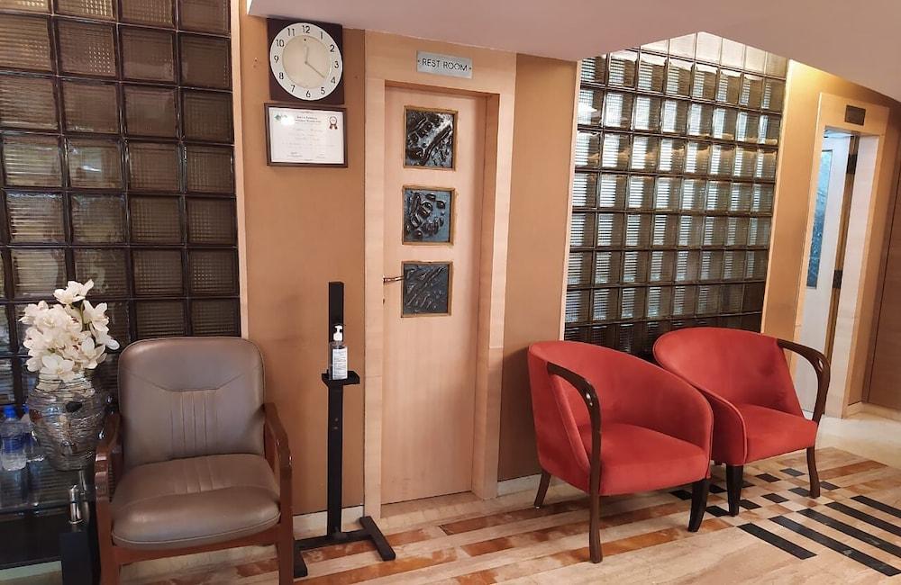 Hotel Plaza Bombay Extérieur photo
